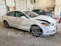 2017 Ford FUSION фото