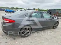 2017 Ford FUSION фото