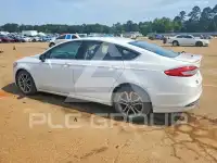 2017 Ford FUSION фото
