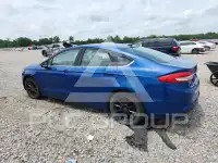 2017 Ford FUSION фото