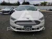 2017 Ford FUSION фото