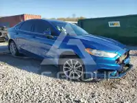 2017 Ford FUSION photo