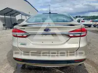 2017 Ford FUSION фото