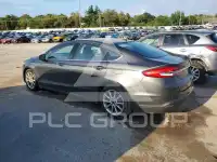 2017 Ford FUSION фото