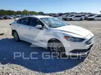 2017 Ford FUSION photo