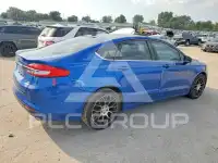 2017 Ford FUSION фото