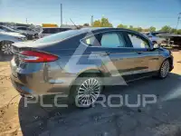 2017 Ford FUSION фото