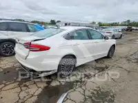2017 Ford FUSION photo