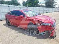 2017 Ford FUSION фото
