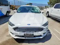 2017 Ford FUSION фото