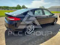 2017 Ford FUSION фото