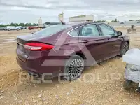 2017 Ford FUSION фото