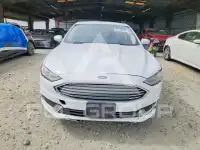 2017 Ford FUSION фото