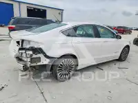 2017 Ford FUSION фото