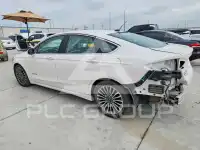 2017 Ford FUSION фото