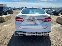 2017 Ford FUSION фото