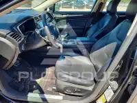 2017 Ford FUSION фото
