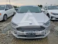 2017 Ford FUSION фото