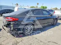 2017 Ford FUSION фото