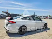 2017 Ford FUSION фото