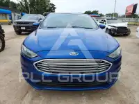 2017 Ford FUSION фото