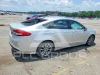 2017 Ford FUSION photo