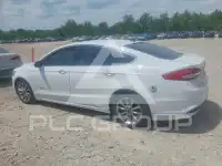 2017 Ford FUSION photo