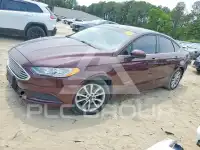 2017 Ford FUSION фото