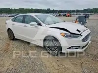 2017 Ford FUSION фото