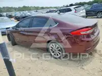 2017 Ford FUSION фото