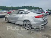 2017 Ford FUSION фото