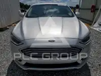 2017 Ford FUSION фото