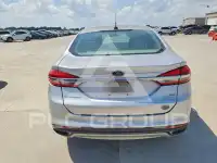 2017 Ford FUSION photo