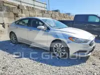 2017 Ford FUSION фото