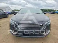 2017 Ford FUSION фото