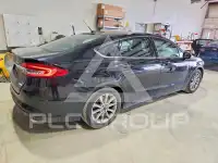 2017 Ford FUSION фото