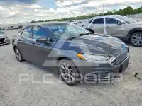 2017 Ford FUSION фото