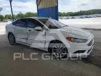 2017 Ford FUSION фото
