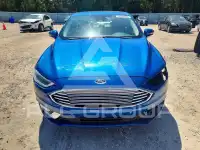 2017 Ford FUSION photo