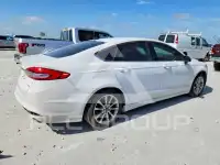 2017 Ford FUSION фото