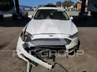 2017 Ford FUSION фото