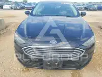 2017 Ford FUSION фото