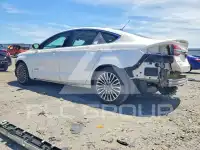 2017 Ford FUSION photo