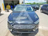 2017 Ford FUSION фото