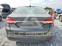 2017 Ford FUSION фото
