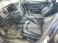 2017 Ford FUSION фото