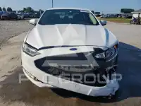 2017 Ford FUSION фото