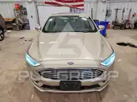 2017 Ford FUSION фото