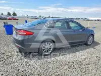 2017 Ford FUSION photo