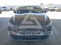 2017 Ford FUSION фото